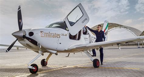 emirates flight academy website.